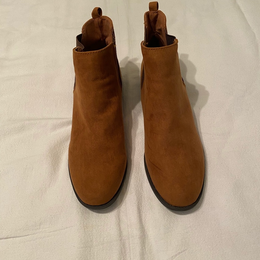 City street shoes